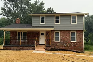 107 Colonial Way, Center Township, PA 15001 - Photo 39