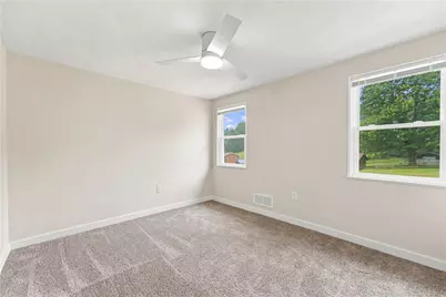 107 Colonial Way, Aliquippa, PA 15001 - Photo 19
