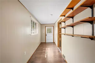 15 Maple St, Ellsworth Boro, PA 15331 - Photo 13