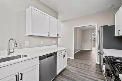 2207 Imperial St, Pittsburgh, PA 15217 - Photo 11