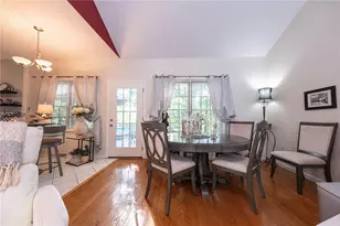 110 Lucca Ln, Oakmont, PA 15139 - Photo 7