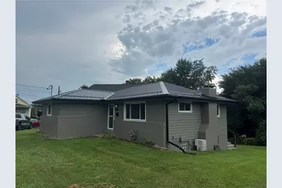 59 Madison Ave, Uniontown, PA 15401 - Photo 1