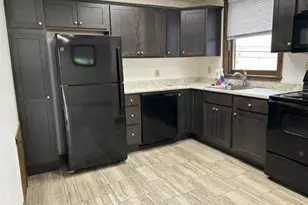 829 Pittsburgh St, Springdale Boro, PA 15144 - Photo 7