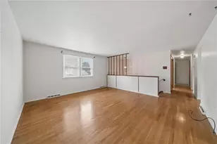 5927 Victor Cir, Hopewell Township, PA 15001 - Photo 7