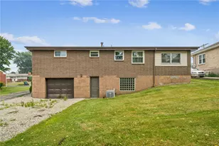 107 Long Dr, Penn Twp, PA 15642 - Photo 9