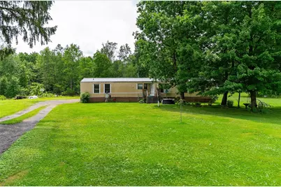 4263 Evergreen Rd, Pulaski Township, PA 16159 - Photo 9