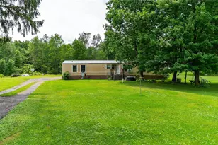 4263 Evergreen Rd, Pulaski Township, PA 16159 - Photo 9