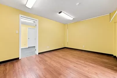 129 W Neshannock Avenue, Suite 2, New Wilmington Boro, PA 16142 - Photo 9