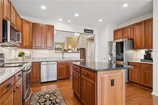 314 Birkdale Dr, Unity Township, PA 15601 - Photo 9