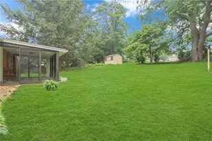 2204 27th St, White Township, PA 15010 - Photo 5