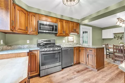 2204 27th St, White Township, PA 15010 - Photo 11