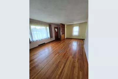 472 Portman Road, Summit Township, PA 16002 - Photo 9