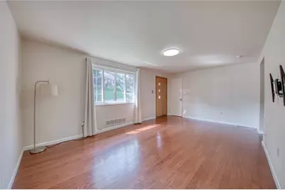 110 Clearfield Pl, Pittsburgh, PA 15204 - Photo 3