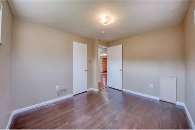 110 Clearfield Pl, Pittsburgh, PA 15204 - Photo 13