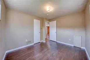 110 Clearfield Pl, Pittsburgh, PA 15204 - Photo 13