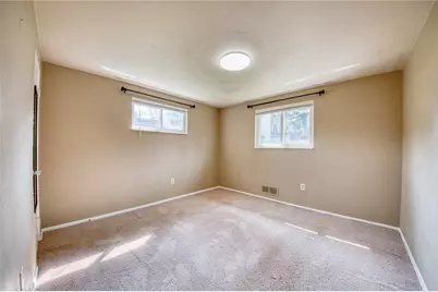 110 Clearfield Pl, Pittsburgh, PA 15204 - Photo 17