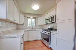 110 Clearfield Pl, Pittsburgh, PA 15204 - Photo 9