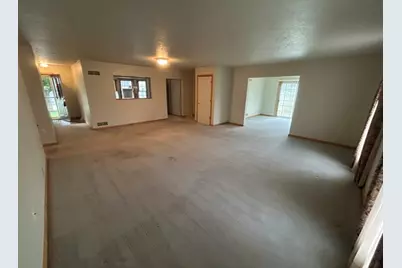 124 S Butler St, Saxonburg Boro, PA 16056 - Photo 23