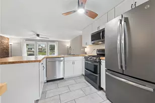 5043 Ozark Dr, Pittsburgh, PA 15239 - Photo 13