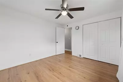 5043 Ozark Dr, Pittsburgh, PA 15239 - Photo 17