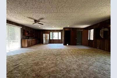 8232 Mercer St #2, Pulaski Township, PA 16143 - Photo 5