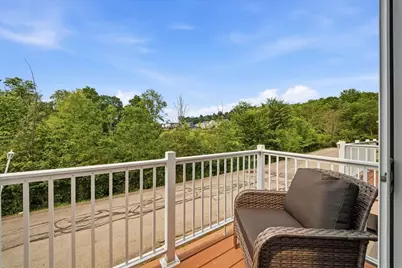 303 Lakeview Court, Adams Township, PA 16046 - Photo 5
