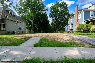 154 E Pine St, Grove City Boro, PA 16127 - Photo 9