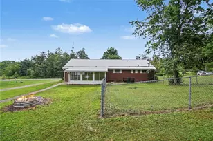 330 Butler Rd, Saxonburg Boro, PA 16056 - Photo 3