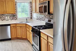 182 Blue Grass Cir, Monroeville, PA 15146 - Photo 15