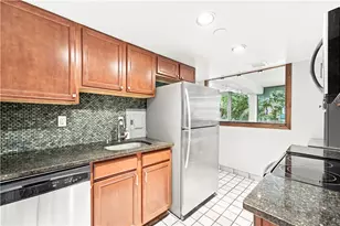 5619 Kentucky Ave, Pittsburgh, PA 15232 - Photo 5