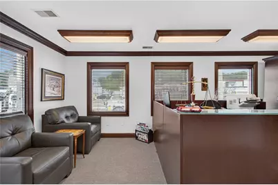 7240 McKnight Rd, Ross Twp, PA 15237 - Photo 7
