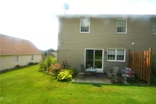 907 Stoneridge Blvd, Twp of But SW, PA 16001 - Photo 3
