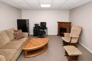 907 Stoneridge Blvd, Twp of But SW, PA 16001 - Photo 19