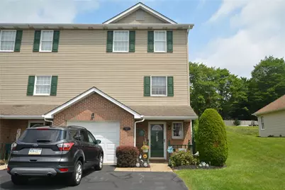 907 Stoneridge Blvd, Twp of But SW, PA 16001 - Photo 1