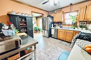 140 Boroview Ave, Scott Township, PA 15106 - Photo 9