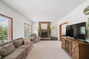 7708 Natalie Ln, North Huntingdon, PA 15642 - Photo 7