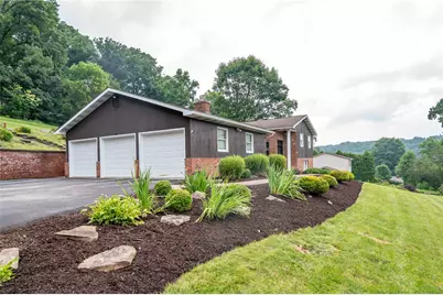 153 Skyview Dr, Unity Township, PA 15601 - Photo 3
