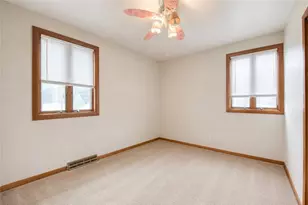 147 College Ave, Pittsburgh, PA 15239 - Photo 9