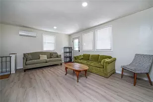 1227 McCabe Ave, Coraopolis, PA 15108 - Photo 7