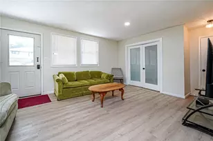 1227 McCabe Ave, Coraopolis, PA 15108 - Photo 5
