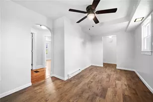 10 McNary St, Houston, PA 15342 - Photo 27