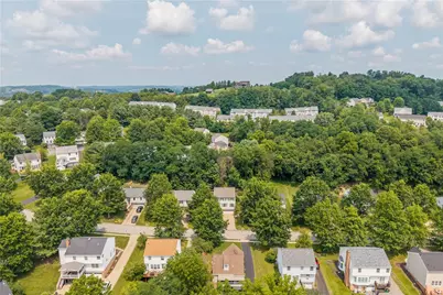1129 Meadowbrook Drive, Canonsburg, PA 15317 - Photo 3