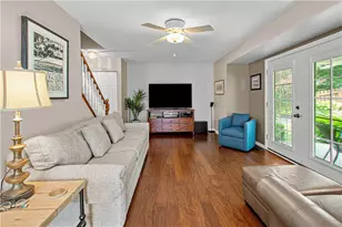 1129 Meadowbrook Dr, Canonsburg, PA 15317 - Photo 23