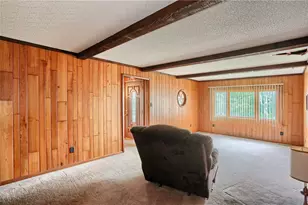108 Hazen Ave, Ellwood City, PA 16117 - Photo 29