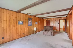 108 Hazen Ave, Ellwood City, PA 16117 - Photo 27
