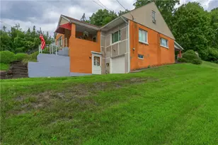 108 Hazen Ave, Ellwood City, PA 16117 - Photo 7