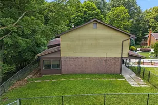 158 Mary Ellen Dr, North Versailles, PA 15137 - Photo 5