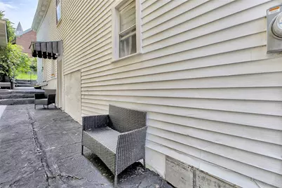 218 N 4th Street, Jeannette, PA 15644 - Photo 3