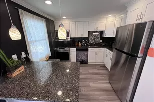 1875 Linton St, Pittsburgh, PA 15219 - Photo 11