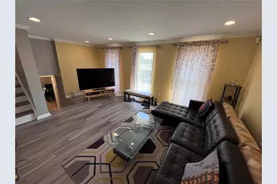 1875 Linton St, Pittsburgh, PA 15219 - Photo 11